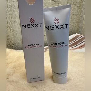 Nexx Anti Acne Mask Bentonite Clay - Gray and White